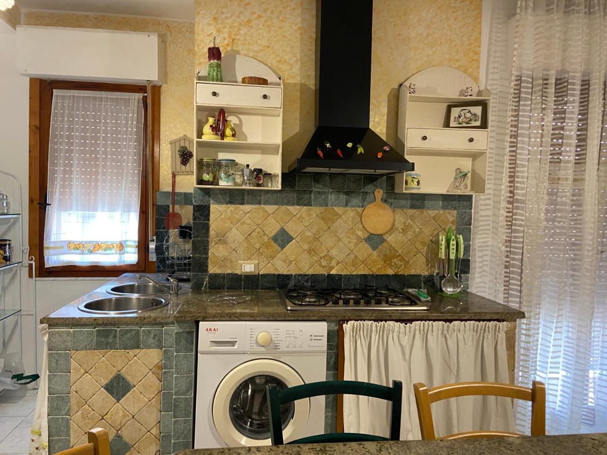 A Casa Di Glo' Apartamento Porto Torres Exterior foto